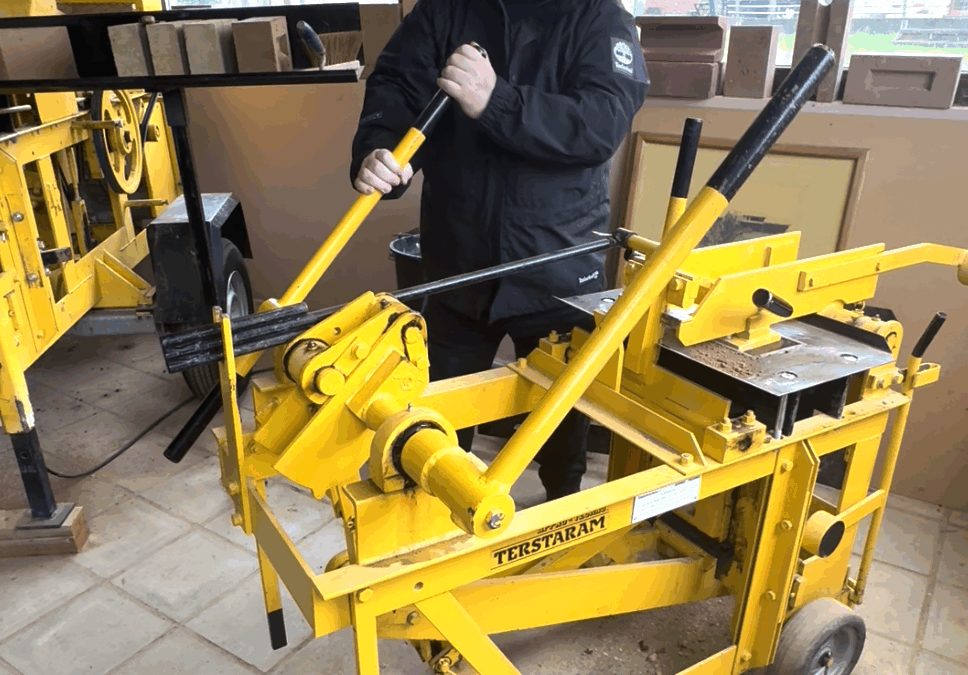 Die Steinemaschine